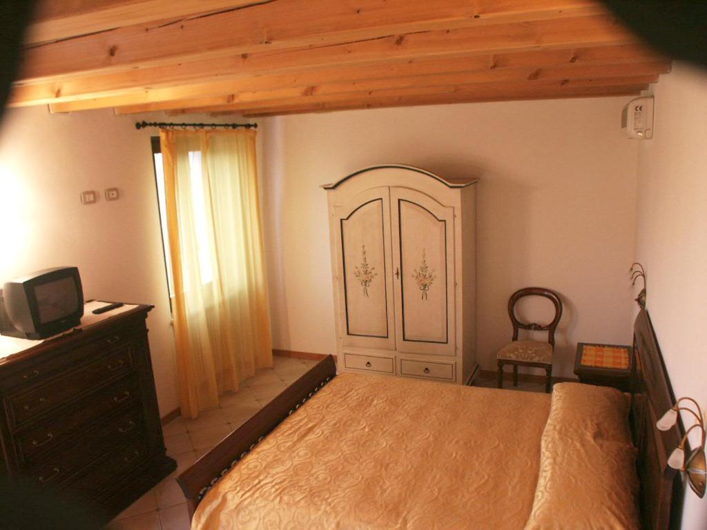 Agriturismo Colombarola Sona Habitación foto