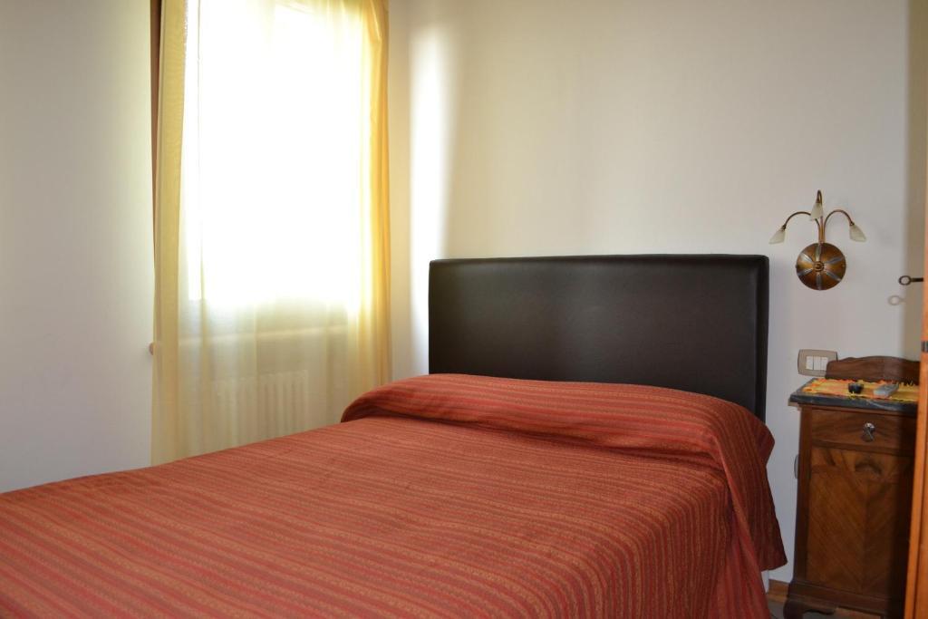 Agriturismo Colombarola Sona Habitación foto